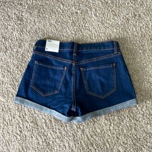 Old Navy denim short 3 inch size 0 NWT